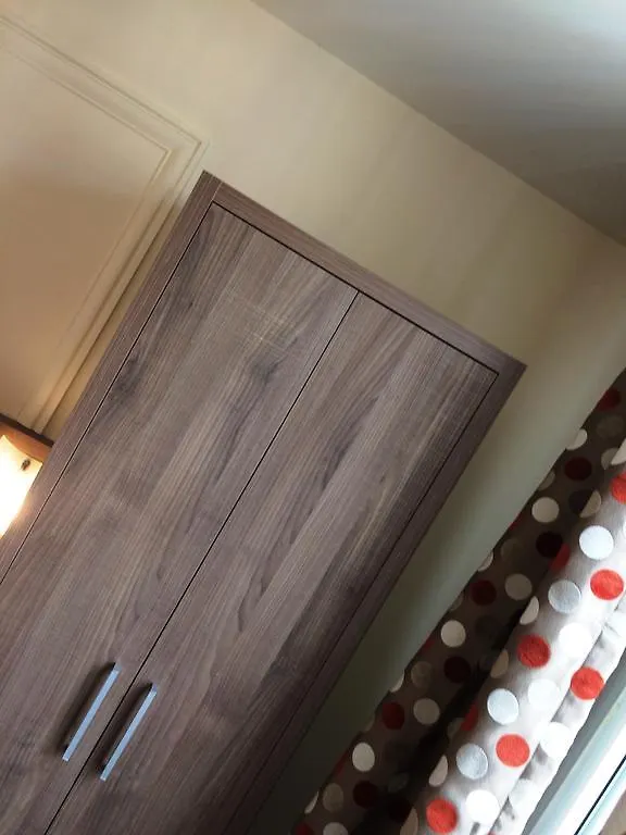 Hotel Mary's *